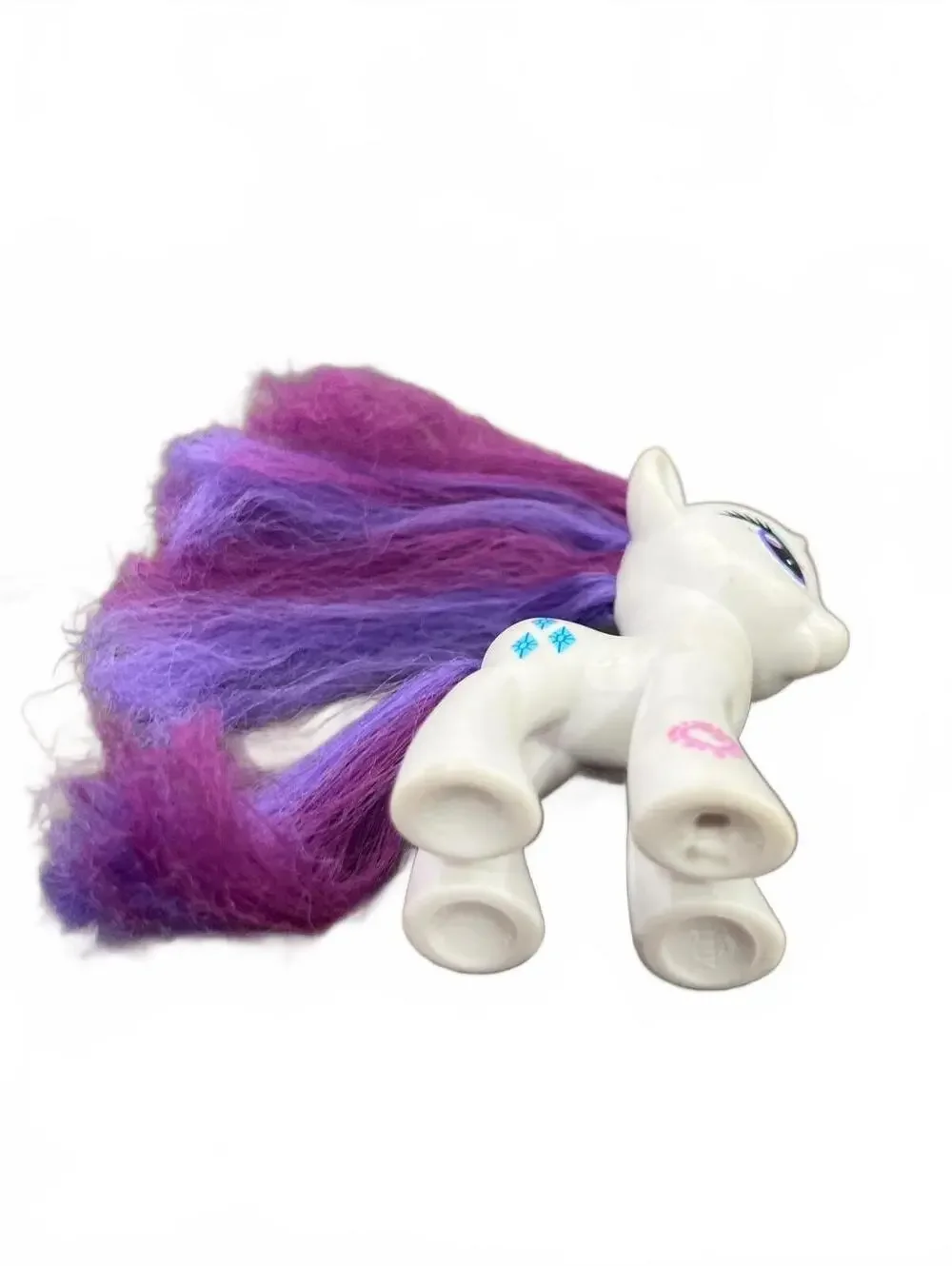My Little Pony Rarity 2010 Generation 4 Friendship is Magic Hasbro Unicorn Fig,